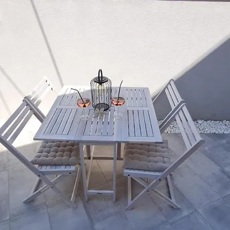Apartment Kala