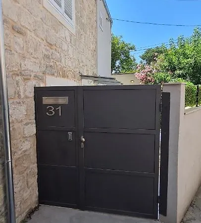 Apartment Kala *